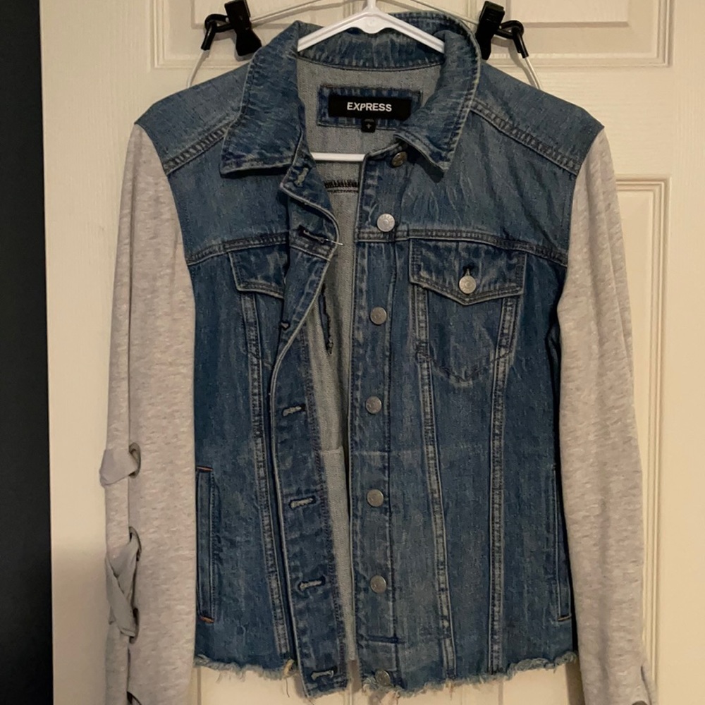 Jean Jacky with sweatshirt sleeve
